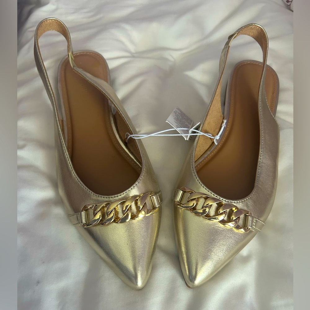 NWT Old Navy Slip on sling back flats